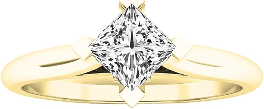 anillo con un diamante corte princesa