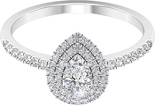 anillo con un diamante corte pera